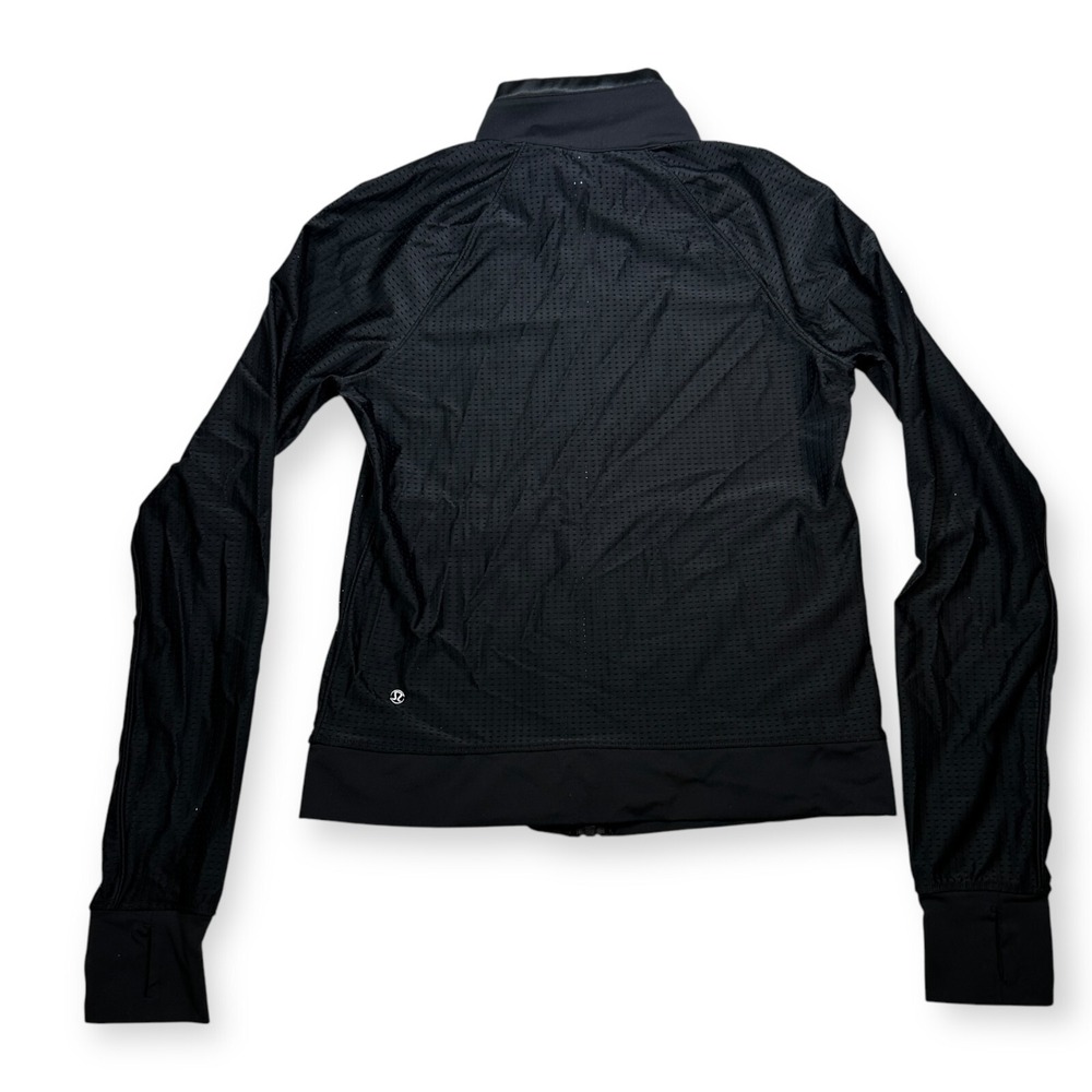 Lululemon Women's Perforated Jacket Size 4 Black Full‎ Zip Lightweight Athletic - Picture 3 of 6